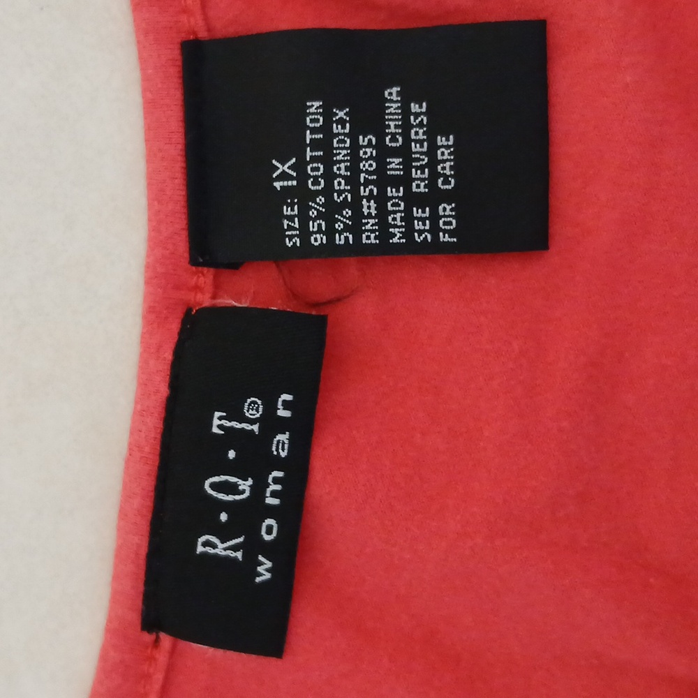 R-Q-T Women's 1X Coral Cap Sleeve Top - Picture 9 of 9
